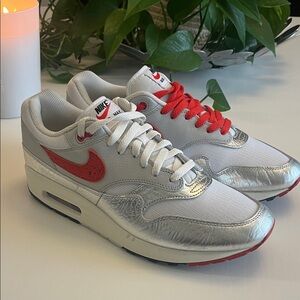 The Nike Air Max 1 Premium SE "Hot Sauce